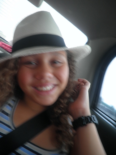 Eu sou aquela garota que vc procura.sou quem eu sou e ninguem nunca vai mudar isso.Amo a linda da @whoisbabi_ e a linda da @viitoriia2010 e
Amo moda.=D