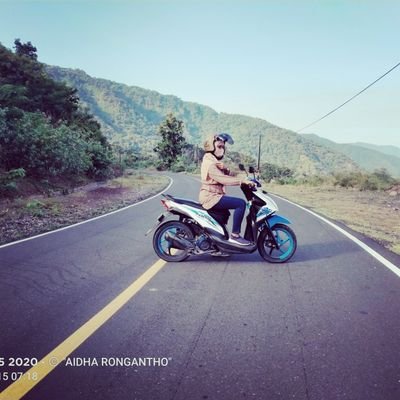 AidhaRongan's profile picture. 