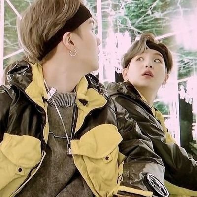 Alixyion's profile picture. ANOTHER SIDE TO SAVE MY READING