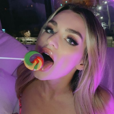 mikilolipop's profile picture. quick it’s free 👀 🍬💦 https://t.co/8sqN4Pb71n