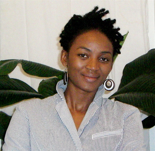 http://t.co/gEHlIIexU4
author/poet/journalist/wife and mother
