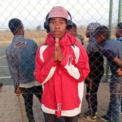 Tryna gain sanity 🥺❤️🤝
🥺❤️ Music lover.🥺
Joey Bada$$.
J Cole.