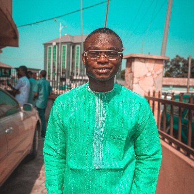Gbemsy_official's profile picture. Christian|Intercessor