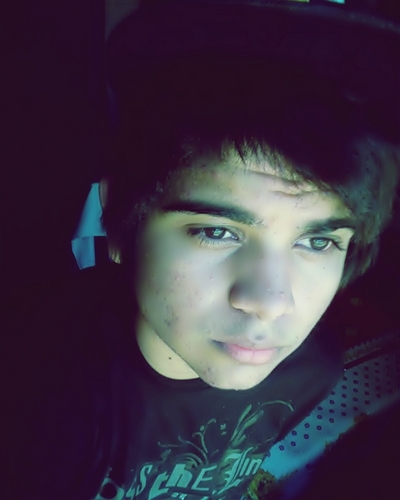 euuamoo @_NayaraCostta1         
http://t.co/OHzdGWVYUn
http://t.co/KGXoj6H2ac