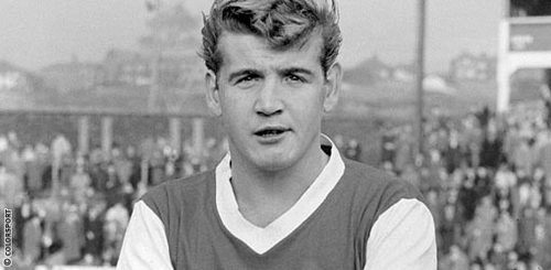 cannonburyN5's profile picture. Ocean sailor. 70 years an Arsenal supporter. Thats Joe Baker my 60's hero in the photo.