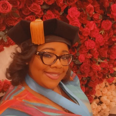 hey_kellyann's profile picture. Incredibly BLESSED.