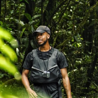 Des aventures et des conversations passionnantes sur mon insta 🏃🏽🎙️🏕️🏝️

📍 Guyane, Martinique, ou en forêt