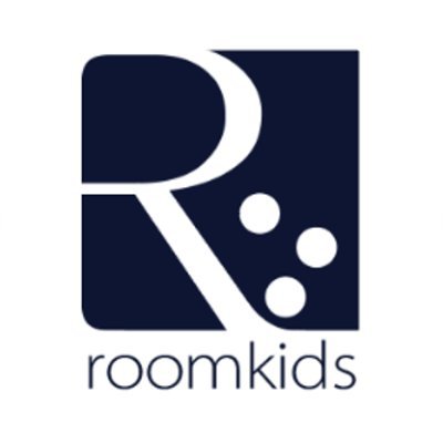 現代サーカスカンパニーRoom Kids。様々な身体表現を取り入れつつ、ジャグリングを核に、映像やプログラミングを組み合わせた作品を制作しています。
【代表】@terukiokamoto