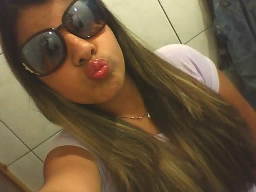 AHH Lorinha$ Disperta olhares vem toda Estilosa Mostrando oq tem $$$ ♪♫♪♫