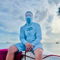 Leeomar Hughes (@l_e_e_o_m_a_r) 's Twitter Profile