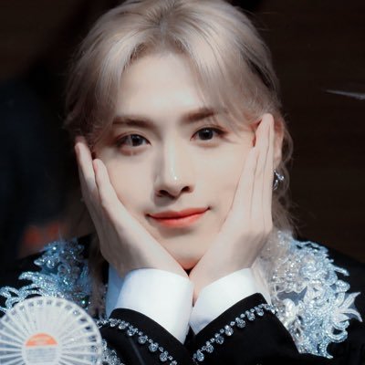 #XION #HWANWOONG 💜🐶🐯🧡 🌍
