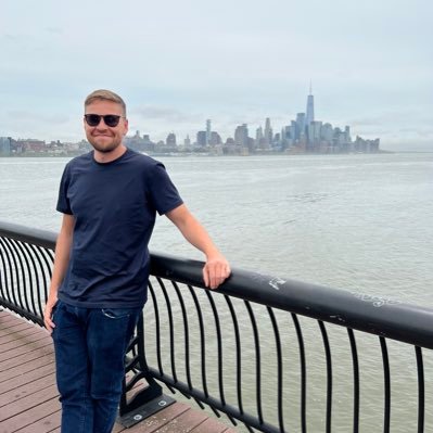 Sebasti44153109's profile picture. Forista.