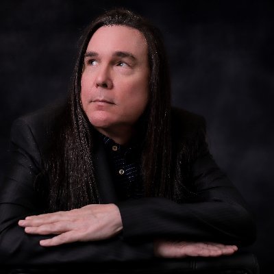 VivaVirtuoso's profile picture. Original YouTube musical variety show, featuring Great American Songbook and jazz vocals, fused with classical piano pyrotechnics. Hosted by Warren Peterson.