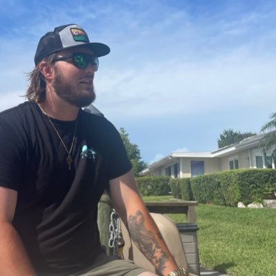 Dale_Maxwell74's profile picture. I’m Mr. Brightside.