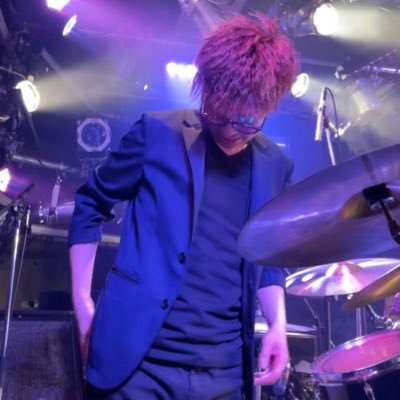 druma_cee's profile picture. 関西を中心にドラムを叩かせて頂いております。