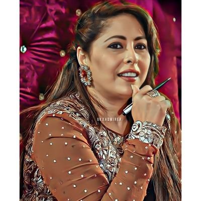 An admirer 𝒐𝒇  @geetakapur Maa
𝒔𝒉𝒆 𝒘𝒊𝒍𝒍 𝒂𝒍𝒘𝒂𝒚𝒔 𝒃𝒆 𝒕𝒉𝒆 𝒐𝒏𝒍𝒚 𝒐𝒏𝒆 𝒕𝒐 𝒃𝒓𝒊𝒏𝒈 𝒎𝒆 𝒕𝒓𝒖𝒆 𝒉𝒂𝒑𝒑𝒊𝒏𝒆𝒔  
Muslim♥️