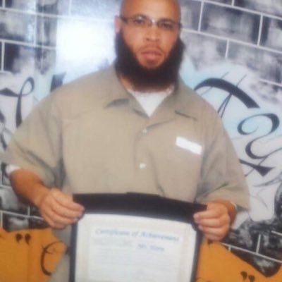 HornMonteray's profile picture. Just me being me