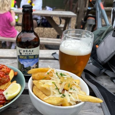Mission = Visit pubs asking for a pint (of bartenders choice) & a bowl of chips! Reviews based on quality of pub, pint choice, quality of chips & location! 🍺🍟