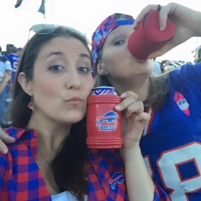 #BillsMafia - Buffalo 🦬 Sports - STH Section141 🦬 - We tailgate harder than your team plays ❤️🦬💙🍻 - #BoxerMom 🐾 #BlackCatMom 🐈‍⬛ -