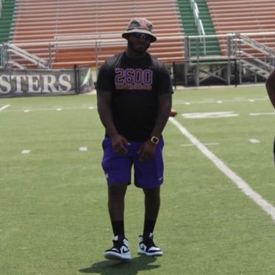 The problem with the world is that the intelligent people are full of doubts, while the stupid ones are full of confidence.#PackerOwner #2600 #DBCoach #StAug