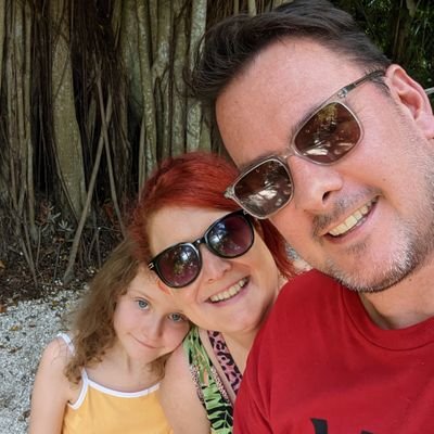 FAMILY 👨👩👧👧 FLORIDA ☀️ CRYPTO 💎 YOLO ❤️ - One life... live it!