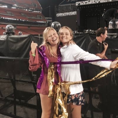 bweeevee's profile picture. so are you?