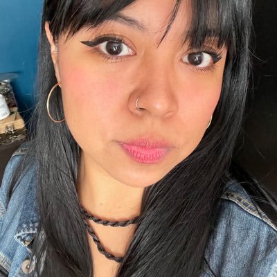 nashieliii's profile picture. Don't follow me, i'm lost too. ☀️🌩🌈 Desafortunada en el amor y en el juego.