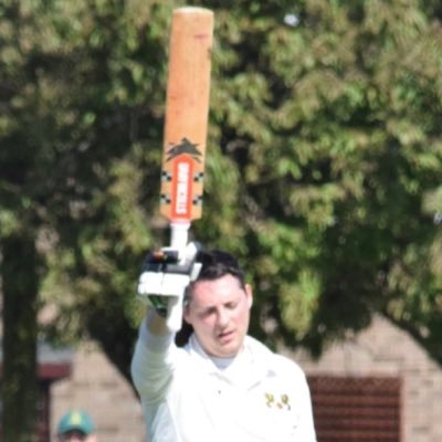 Parakeet enthusiast 🦜 Award winning summariser OrientLive 🎙️ - Watch and play a bit of sport. Highest score 137* Thorley 06/06/21 - Views my own