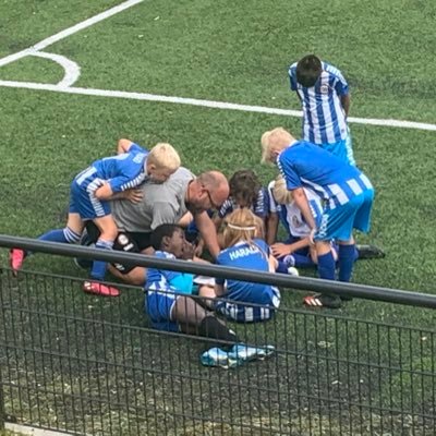 BertelsenEinar's profile picture. Far/ægtemand/fodboldtræner med UEFA B/Talent-Id 1 & 2/Analytiker 1. 🥰; Football Manager (CM), Cykling, MMA/Boksning og fodbold. Især i et historisk perspektiv