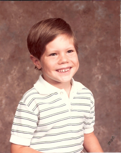 R2theC's profile picture. Never trust a big butt and a smile.       👤👩👨‍🦱📷📺