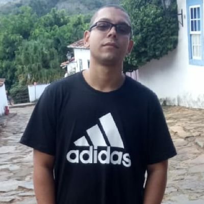 WShark04's profile picture. Avisa aos navegantes ,guerreiro nunca deixou de ir , Ta maluco?... se eu n ligo nem pra minha vida imagina pra isso aqui !!!