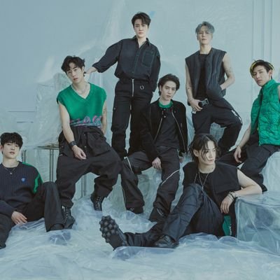 One of IGOT7 💚 Myday
Life is boring, stan GOT7 & Day6
Their music slaps