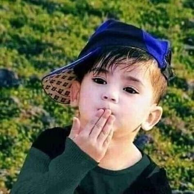 nasreddineouch1's profile picture. 17 12 1979