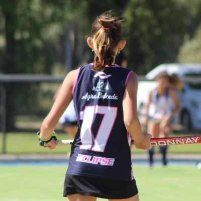 🏑🤟🏼