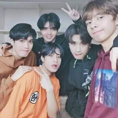 𝗠𝗮𝗵𝗮𝗹𝗶𝗺𝗮 𝗛𝗮𝗻𝗴𝗴𝗮𝗻𝗴 𝘀𝗮 𝗛𝘂𝗹𝗶!💙

It is my very first time to be a fangirl! 😉🤭Anong meron sainyo #SB19?! 🥰Lakas ng hatak nyo ihh😉🥰