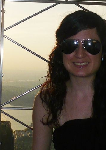 anaarz's profile picture. 