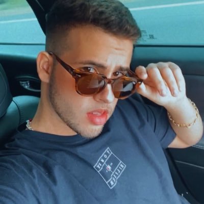 jvitorchs's profile picture. A volta dos que não foram