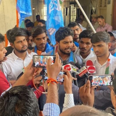 Ex Delegate of @nsui ।। Btech ।। LLB from Bundelkhand University ।। Orator ।। EX President Bundelkhand University ।। Gandhian and Patriot