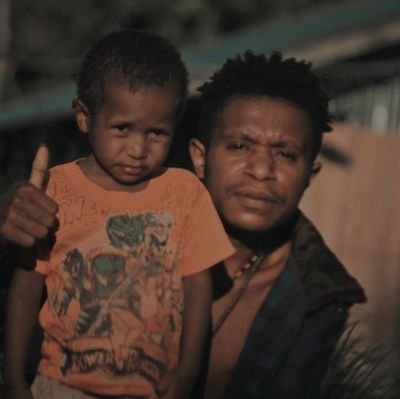 Hitam kulit keriting rambut za Papua🇨🇺