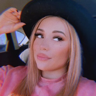 breeeeeezzy_'s profile picture. it's all happening!! 🌵