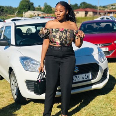 Industrial Engineer|Pedi|Queer| and a bomb ass human 👑👑she/her | IG:lebogang_queeneth2