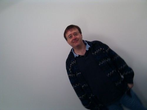 Ex-physicist. Computer person. Not as boring as it sounds. Honest.