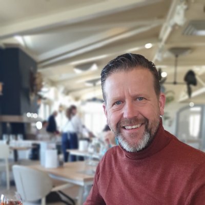 CasperC2W's profile picture. Gepassioneerde ondernemer - Specialist in keukenrenovatie - Vader van 3 prachtige replica's - Runs for Fun!