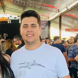 Engenheiro Agrônomo-Fertipar Sudeste Cantor e músico nas horas vagas Córrego Fundo-MG 🌾🍃🌿😀🎤🎸