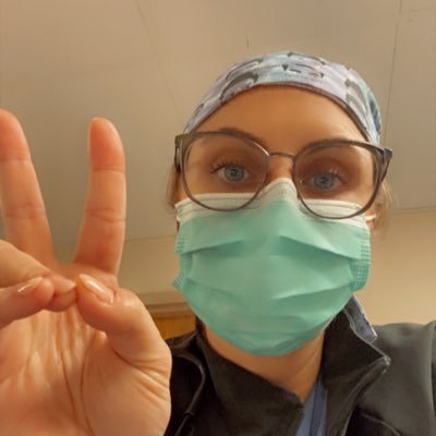 PGY4/CA3💉 l First Gen👩🏼‍⚕️🍕☀️cat mom 🐱 hope you like gifs, views my own #girlmedtwitter #MedEd (she/her)