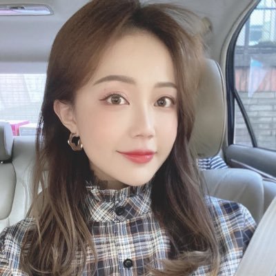 NTUA|不務正業の音樂(畢)ft.美妝/平面模特 TEACHER|私人音樂家教 LINE:chenlei529