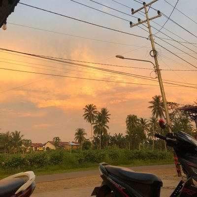 Onlayn porno videolarni tomosha qiling