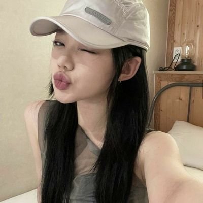 memboros's profile picture. shopee finds