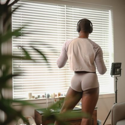 lover of creative's that bring stuff into reality, it's always sexy.
and I love gay sh**, anime, art, fitness, dance, and athleticism.....
