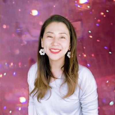 🇯🇵生まれ🇺🇸在のろう者(Deaf)、某大学で大学教員、手で話す人。耳が聞こえない子👧👦👧の母親 マルチリンガル・マルチカルチュラル子育ての良さ発信中💓社会モデルで生きるろう者像を🧏♀️